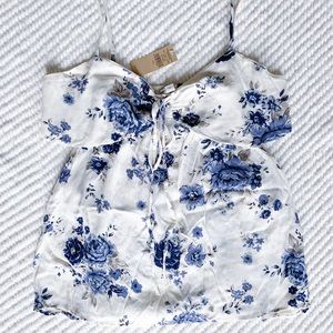 American Eagle flowy tank top